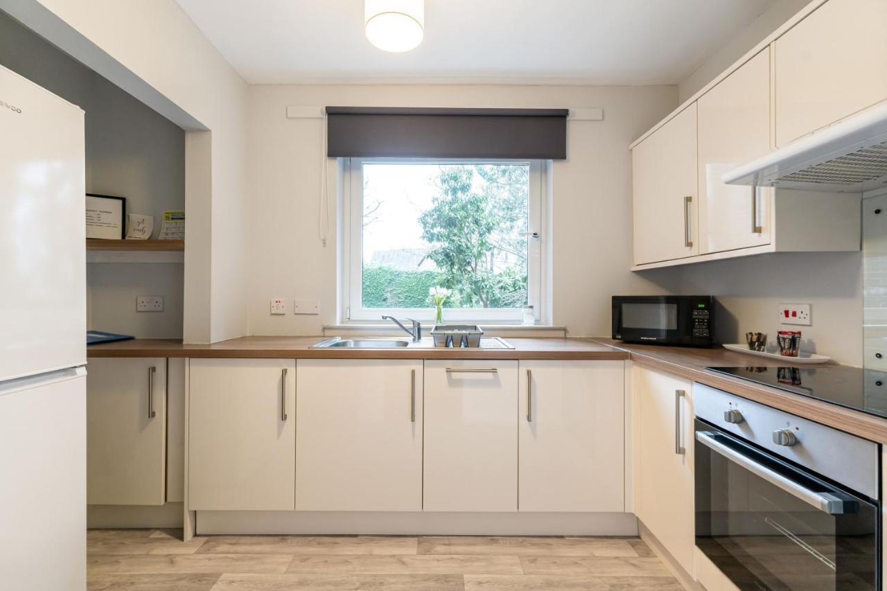 Ground-Fl Two Bedroom Apartment In Bridge Of Allan Luaran gambar