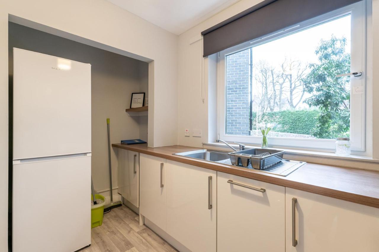 Ground-Fl Two Bedroom Apartment In Bridge Of Allan Luaran gambar